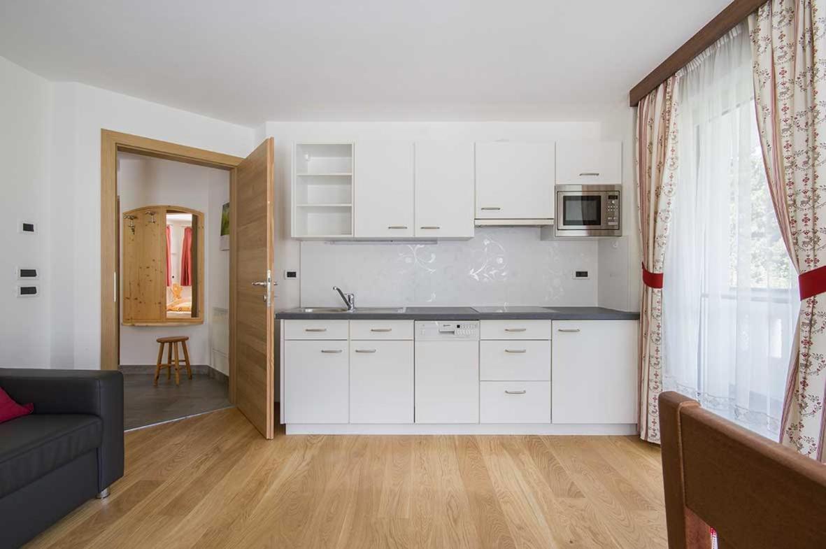 Apartment Romana Selva di Val Gardena Exteriör bild